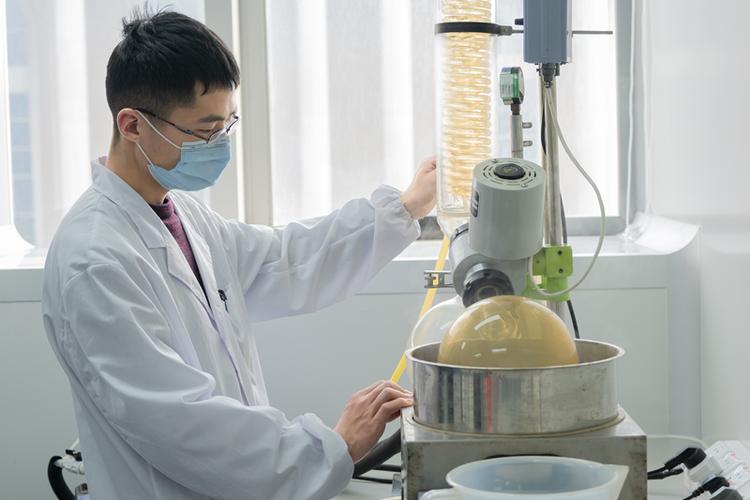 砥砺五十载 扬子江药业将自强不息写进中药智能化新征程
